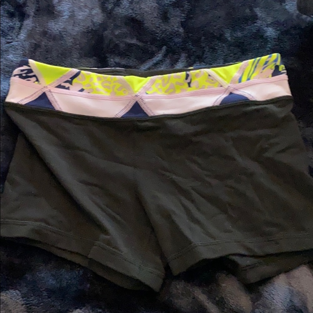 Ivivva workout legging shorts